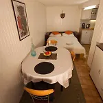Nihar 아파트